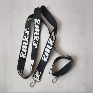 📱✨ Adjustable Crossbody Phone Strap + Bonus Patch ✨📱